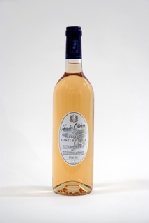 Vin rosé Côte de Provence, cuvée Sainte-Brigitte, produit à la cave Le Jas des Oliviers à Fréjus